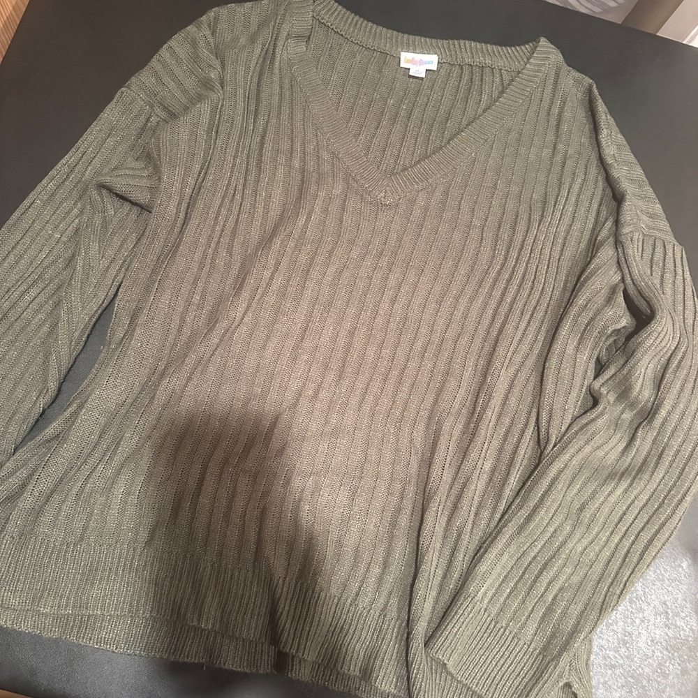 LuLaRoe Olive V-Neck Torrie Women's Sweater